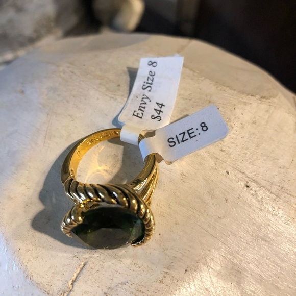 LIA SOPHIA BEAUTIFUL ENVY GREEN STONE RING SIZE 8 - Picture 4 of 8